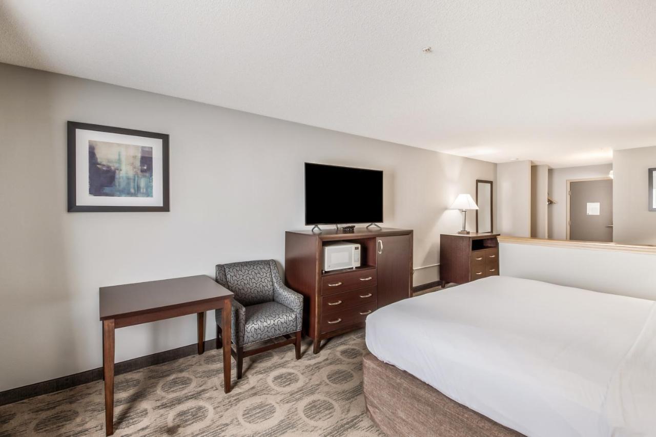 Red Lion Inn & Suites Sequim At Olympic National Park Экстерьер фото