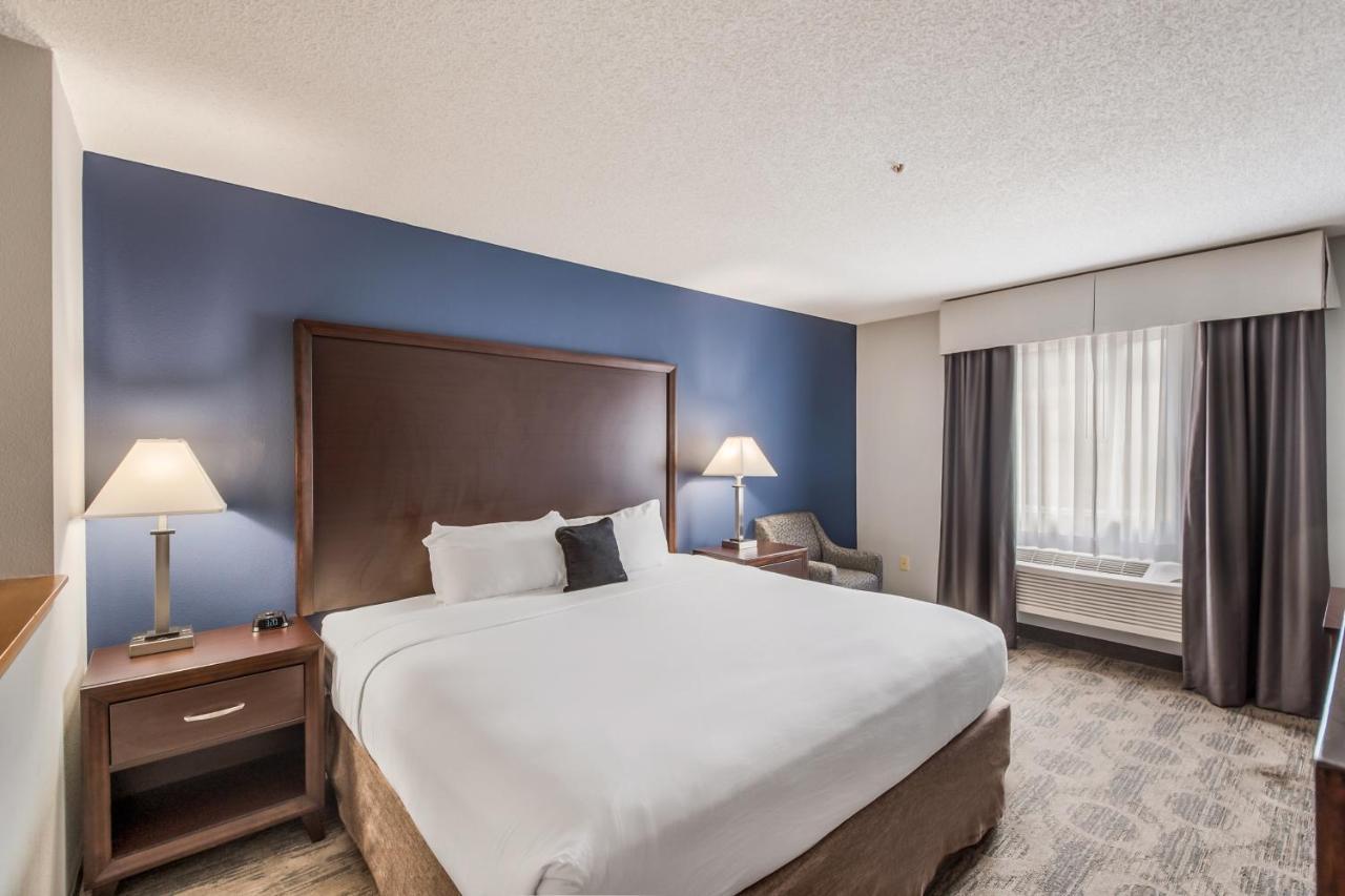 Red Lion Inn & Suites Sequim At Olympic National Park Экстерьер фото